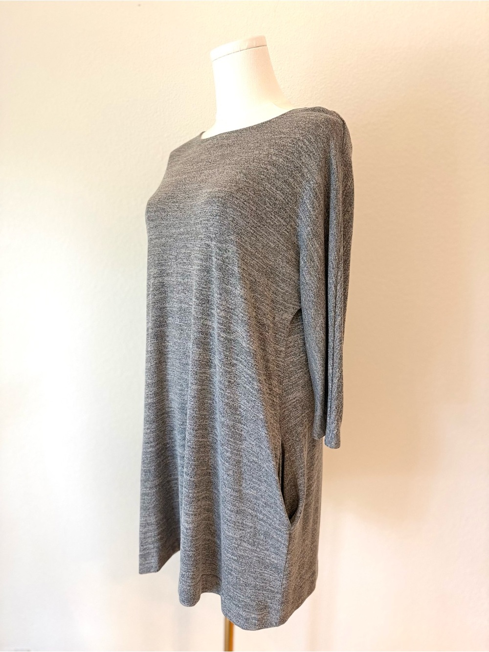 Aritzia Wilfred Free Heathered Grey Jersey Knit Dress with Pockets 🩶
